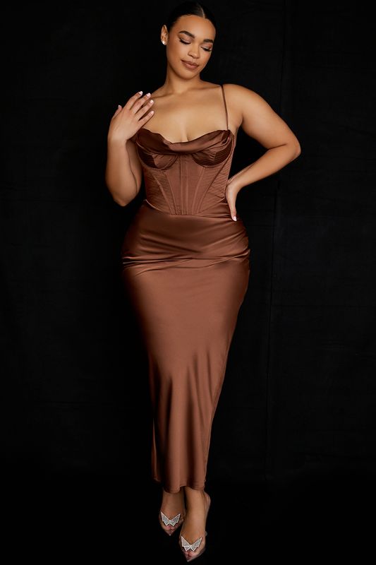 Chocolate House Of Cb Maxi  Dress | XNM-289631