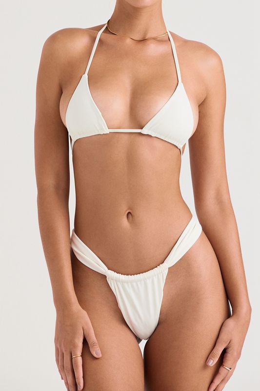 White House Of Cb Halter Neck Bikinis | LIC-543917