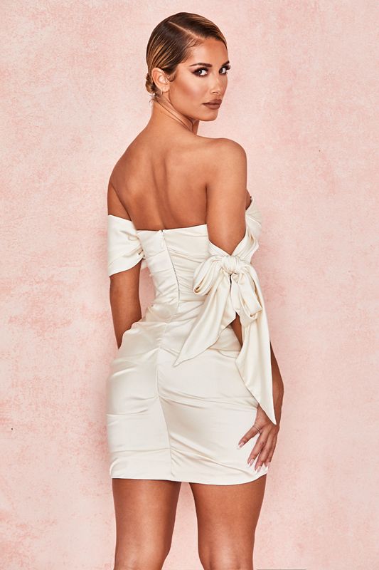 White House Of Cb Satin Off Shoulder Tie  Dress | WPM-305814